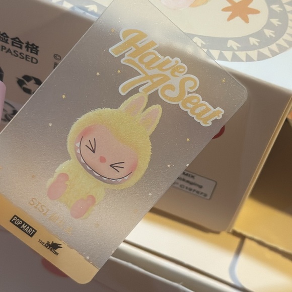 POP MART LABUBU HAVE A SEAT ‘SISI’ - Picture 2 of 7